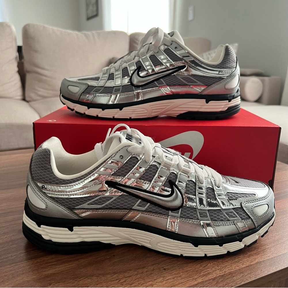 NWT Nike p-6000 white black and silver M 9.5 W 11